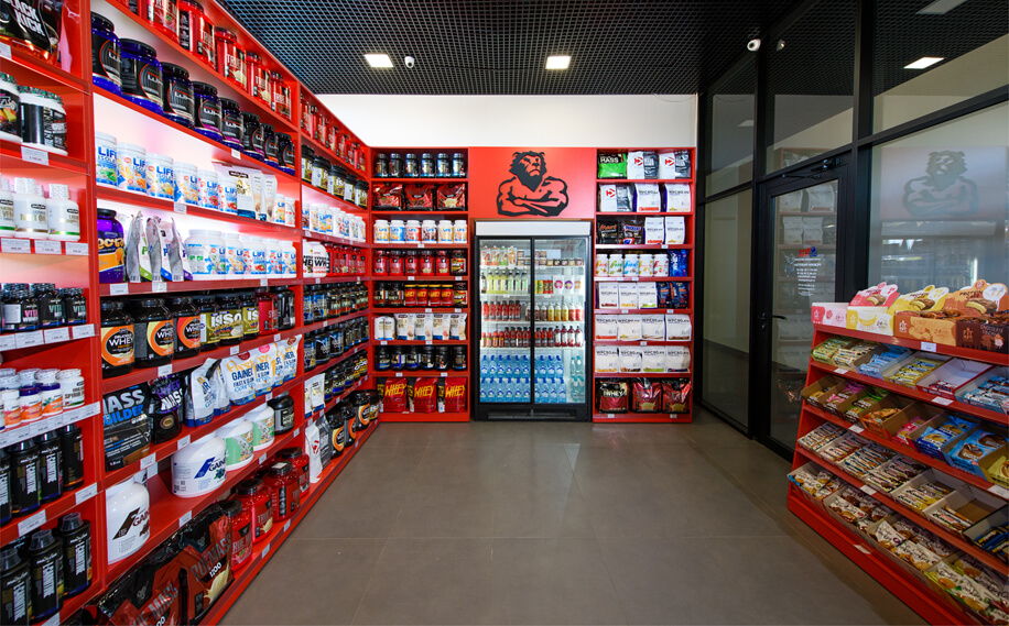 Безупречно оформленный розничный магазин Kingmass